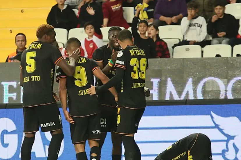 Antalya'da kazanan Göztepe!