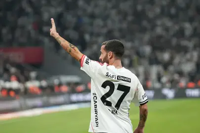 Beşiktaş'ta Rafa Silva için son söz sağlık ekibinde!