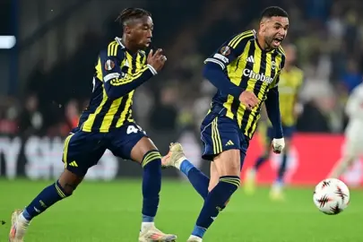 FENERBAHÇE FERENCVAROS CANLI | Fenerbahçe, Ferenvaros'u konuk ediyor! Tedesco'nun 11'i belli oldu...