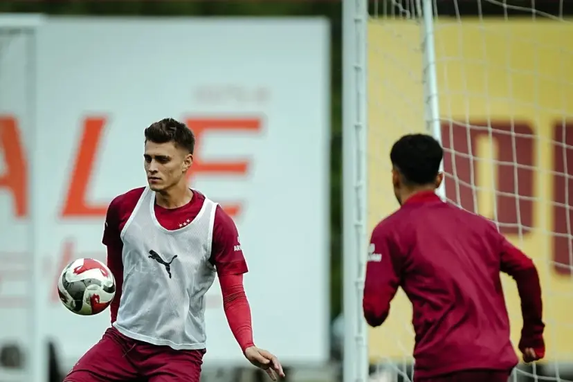 Galatasaray'da derbi mesaisi!