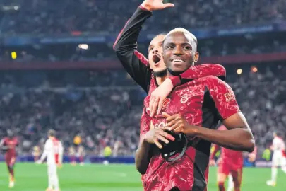 Osimhen imkânsızın peşine düştü!