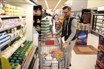 Son 3,5 yılın en düşük seviyesi! ABD'de tüketicinin ekonomiye güveni azaldı