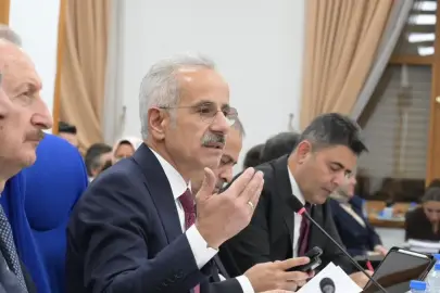 Ulaşıma 605 milyar TL'lik bütçe! Bakan Uraloğlu: 2026 demiryolu yılı olacak