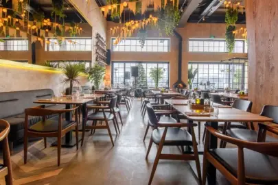 Yiyecek içecek hizmeti sunan işletmelerde zorunlu servis ücreti yasaklanıyor