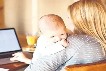 Ailelere vatandaşlık maaşı annelere yarım zamanlı çalışma