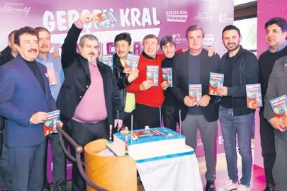 Dostları yalnız bırakmadı