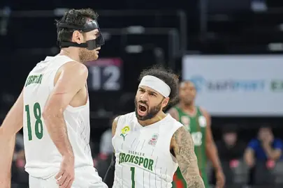 Esenler Erokspor, Karşıyaka engeline takılmadı!