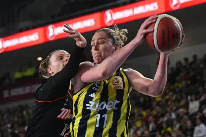 Fenerbahçe, Basketbol Kadınlar Cumhurbaşkanlığı Kupası şampiyonu oldu!