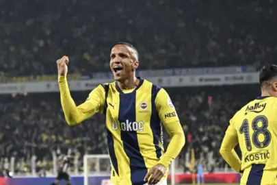 Fenerbahçe'de Rodrigo Becao için hesap zamanı!