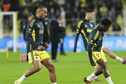 Fenerbahçe’ye kötü haber! Oyuna devam edemedi