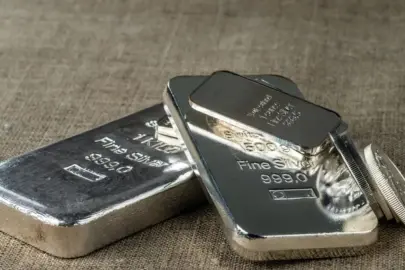 Gümüşte zirve sonrası dalgalı seyir: Kar satışları etkili oluyor