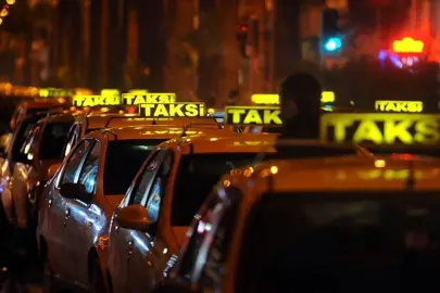 İstanbul'da taksi ücretine zam talebi İBB'ye sunuldu! Asgari ücreti bahane edip, yüzde 30 istediler