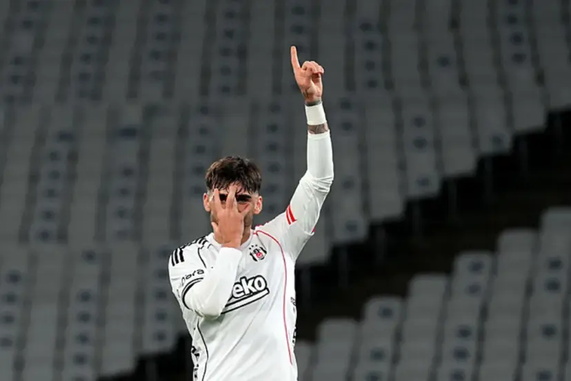 Jota Silva ilk kez 11’de başladığı maçta golünü attı