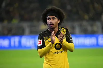 Karim Adeyemi'ye kız arkadaş engeli!