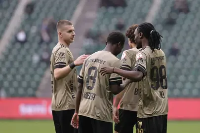 Kocaelispor, Erzurumspor FK karşısında 3 golle galip!