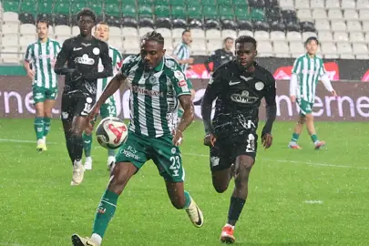Konyaspor ile Çaykur Rizespor puanları paylaştı