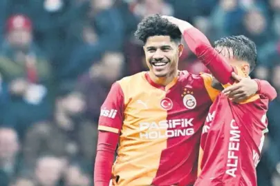 Sara evden bağlandı!