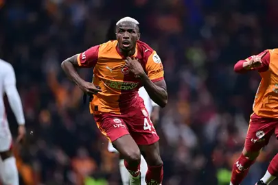 Victor Osimhen bu sezonki gol sayısını 11'e çıkardı!