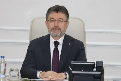 Bakan Yumaklı: Antalya’daki sel ve hortum için hasar tespit çalışmaları sürüyor