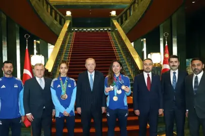 Başkan Erdoğan, milli tekvandocuları kabul etti!