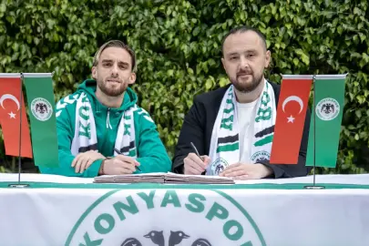 Berkan Kutlu, Konyaspor ile sözleşme imzaladı!