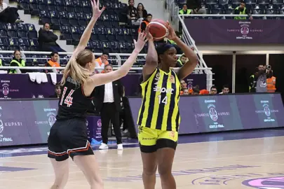 Fenerbahçe Opet, Türkiye Kupası’nda finalde!