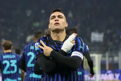 Inter, Bologna karşısında 3 golle kazandı!