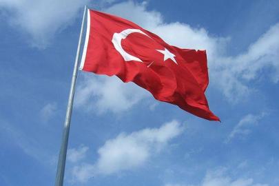 Nusaybin’de Bayrak Hassasiyeti: Gecikmenin Hesabı Sorulmalı