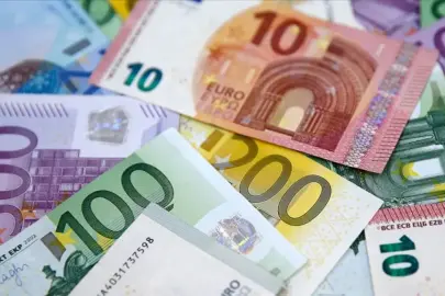 Yurt dışında yerleşik kişiler 196 milyon dolarlık hisse senedi aldı