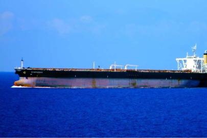 ABD ordusu Hint Okyanusu'nda bir tankere el koydu