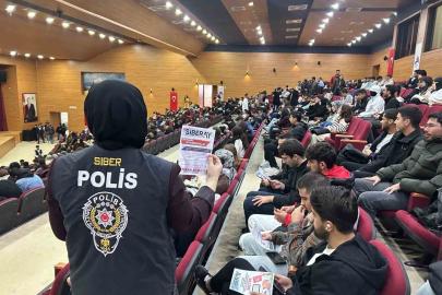 Ağrı’da siber suçlarla mücadeleye yönelik eğitim verildi