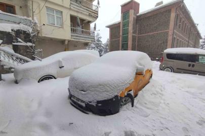 Ardahan’da hafta sonu eğitimlerine kar engeli