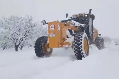 Elazığ’da 90 köy yolunda çalışmalar sürüyor