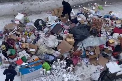 Evden tonlarca çöp çıktı