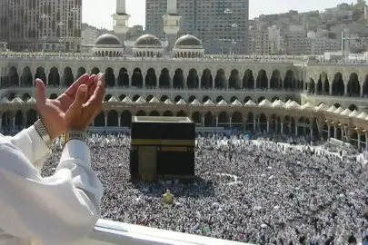 Tacikistan'da hac yolculuğu yapan öğretmenler yönetici olamayacak