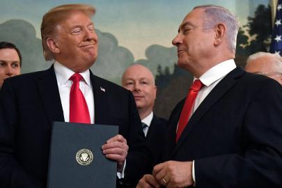 Trump'tan yolsuzlukla yargılanan Netanyahu'ya açık destek