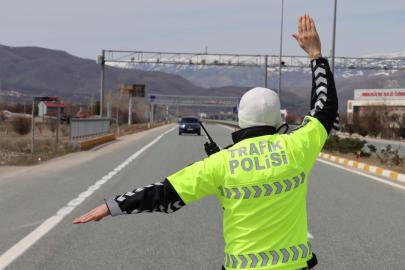 Yeni trafik cezaları yürürlükte