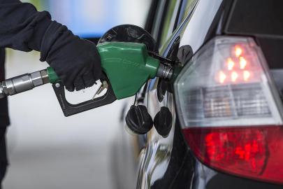 ABD'nin müdahaleleri petrol fiyatını dizginlemeye yetmedi