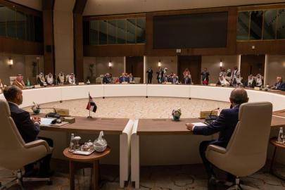 Bakan Fidan, bölgesel gelişmeler için Riyad zirvesinde