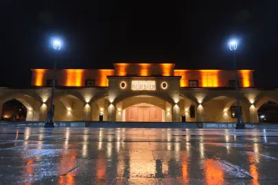 Bedesten’de “Kutsal Emanetler Sergisi” ziyarete açılıyor