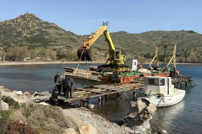 Bodrum'da kaçak iskeleler yıkıldı, karavanlar için tahliye başladı