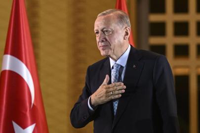 Burhanettin Duran: Krizlerin çözümünde gözler ülkemizin atacağı adımlara çevrildi