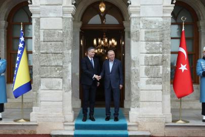 Cumhurbaşkanı Erdoğan Bosna Hersek Devlet Başkanlığı Konseyi Başkanı Becirovic ile görüştü