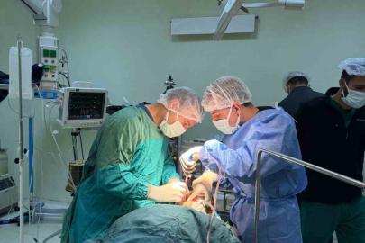 Doğubayazıt’ta engelli ve yatağa bağımlı hastaların tedavisi için iş birliği yapıldı