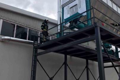 Elazığ’da mobilya fabrikasında yangın