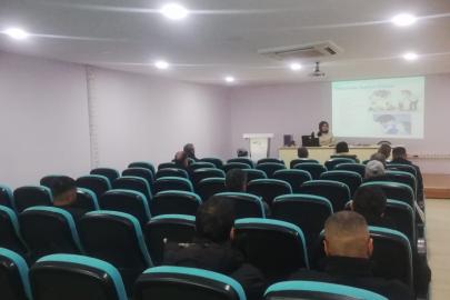 Elazığ’da yükümlülere ‘İletişim Becerileri’ semineri verildi