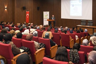 ETÜ’de 14 Mart Tıp Bayramında "Sağlıkta vefa ve etik" paneli