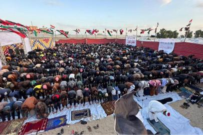 Gazze'de enkaz ve çadırların arasında bayram tekbirleri yankılandı