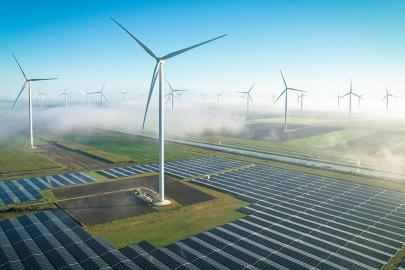 Güneş ve rüzgar enerjisi kapasitesi rekor kırdı