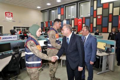 Kars Valisi Ziya Polat’tan 112 Acil Çağrı Merkezi’ne bayram ziyareti